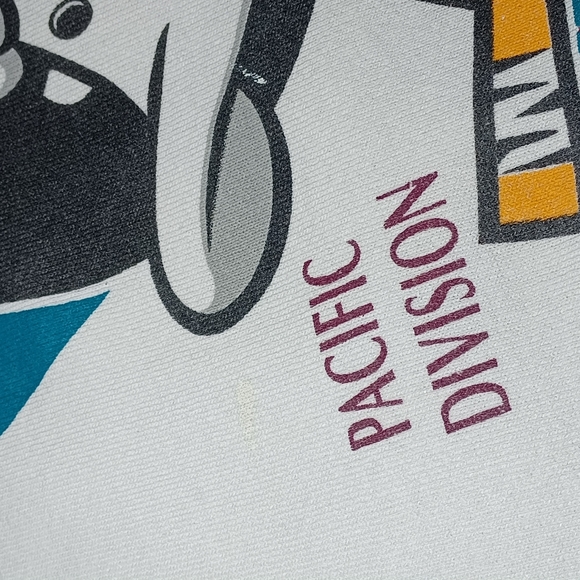 Vintage Mighty Ducks Sweatshirt - Picture 6 of 10